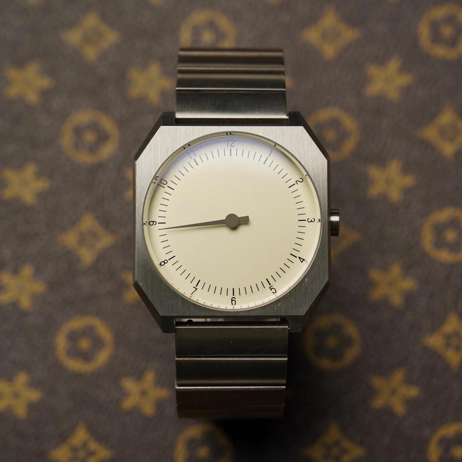 Luxury Watch Exhibition - SKU 빈티지 스타일의 고급 남성용 시계,