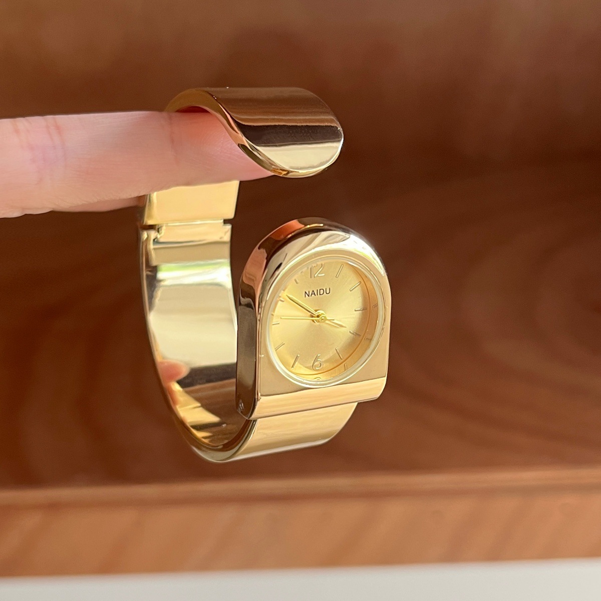 2026 새로운 골드 팔찌 시계 여성용 럭셔리 고급 맞 - Luxury Watch Levels 리뷰 및 가격