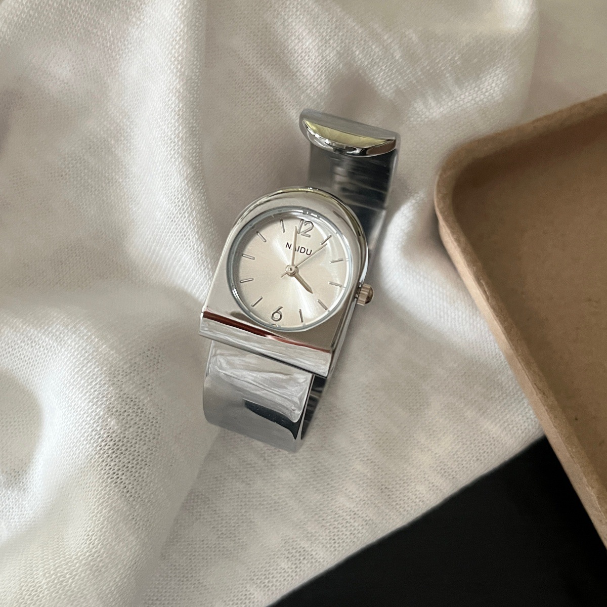 2026 새로운 골드 팔찌 시계 여성용 럭셔리 고급 맞 - Luxury Watch Levels 리뷰 및 가격