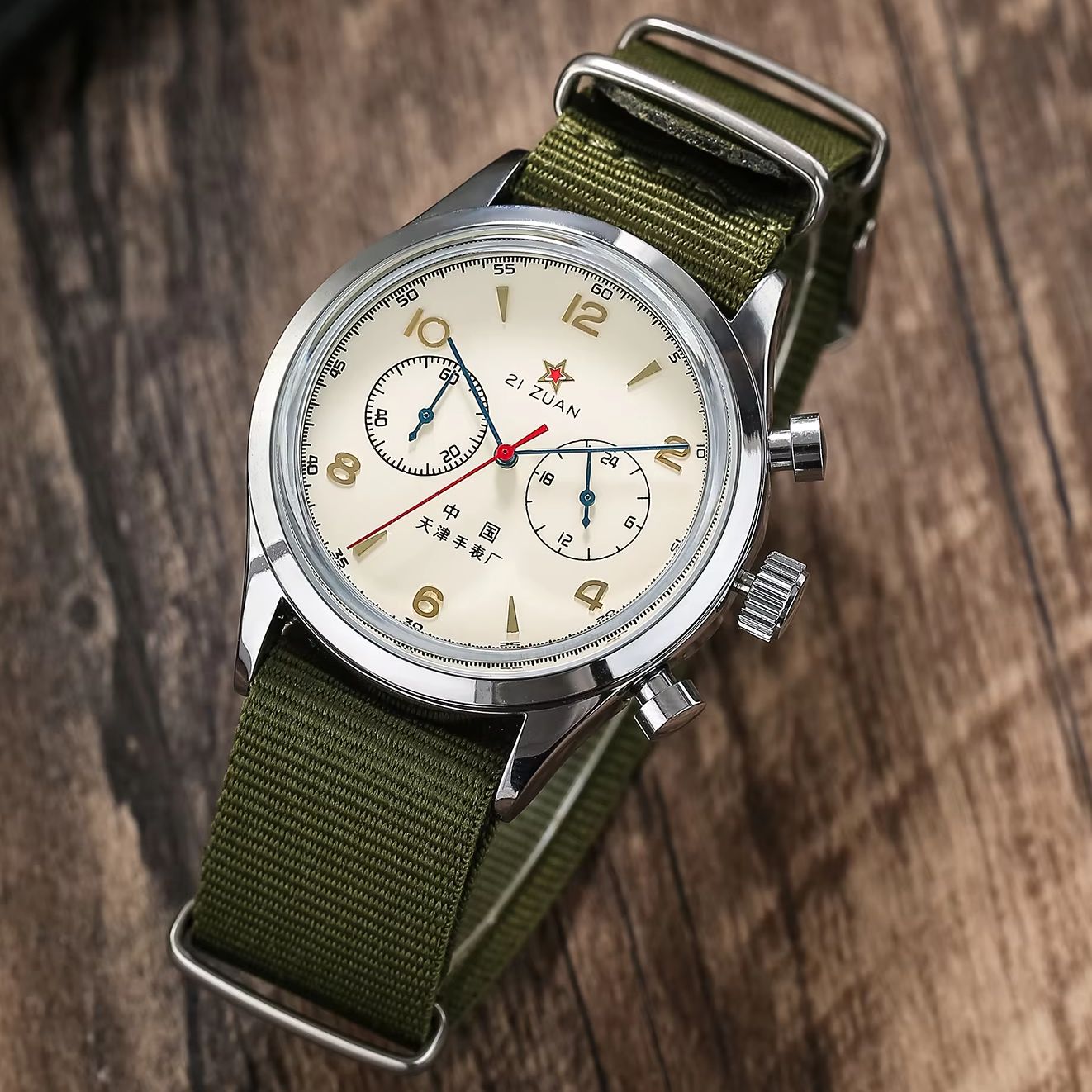 남성용 시계 1963 파일럿 오토매틱 시계 42mm 방 - Automatic Pilot Watch 리뷰 및 가격