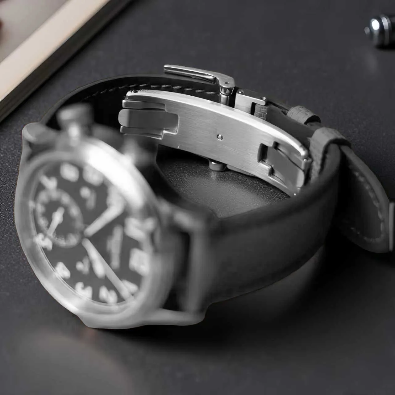 디플로이언트 클래스프 시계 스트랩 스프링 디플로이언트  - Luxury Watch Logo 리뷰 및 가격